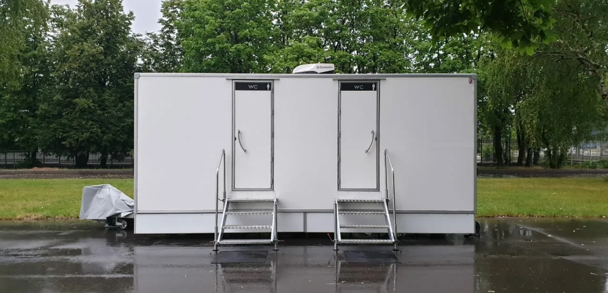 Аренда мобильных туалетных модулей на колесиках в Солнечногорске
