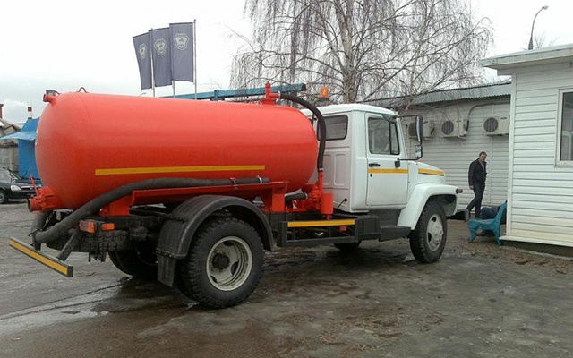 Услуги ассенизаторской машины в Солнечногорске